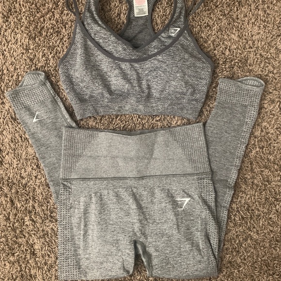 Gymshark Vital Rise Set - Picture 5 of 10